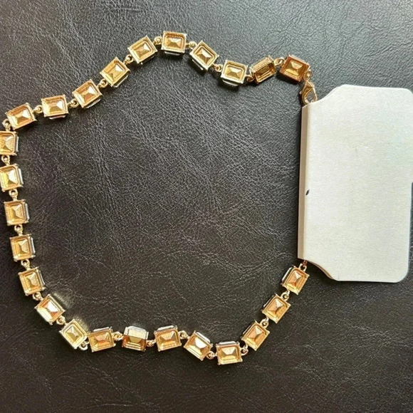 Natasha Earrings Cubic Zirconia - Picture 7 of 8